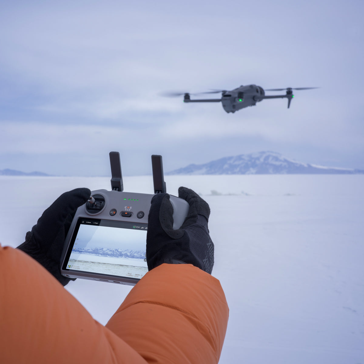 DJI Mavic 4 Pro - Dron profesional para fotografía y grabación aérea