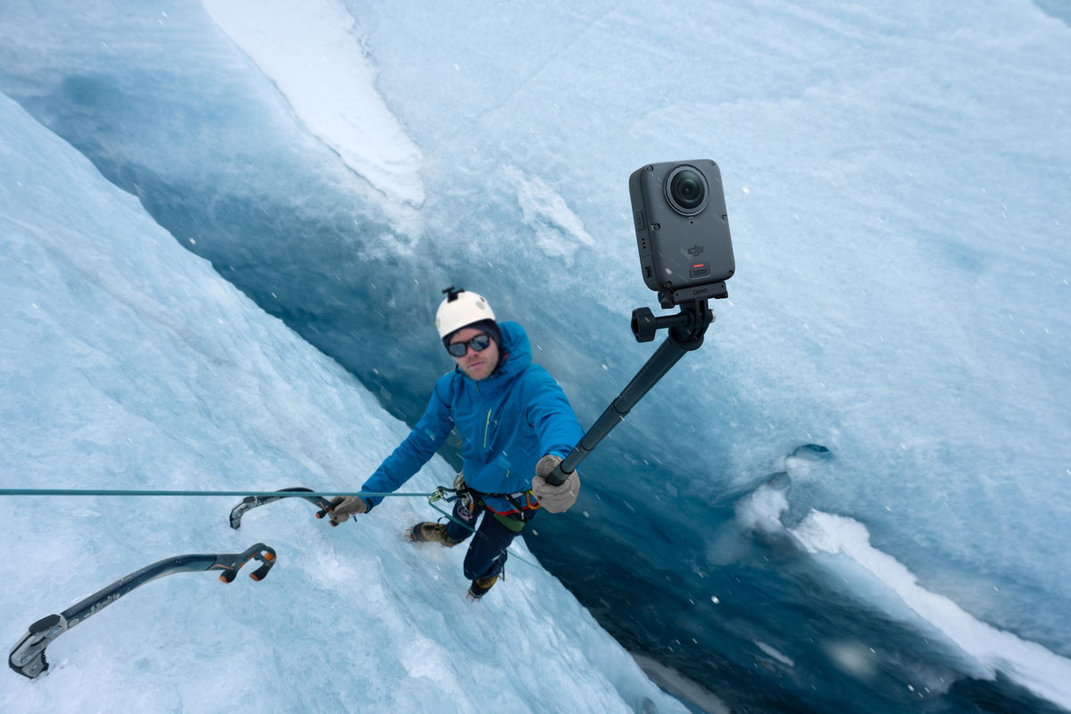 DJI Osmo 360 II durante una actividad de escalada en hielo