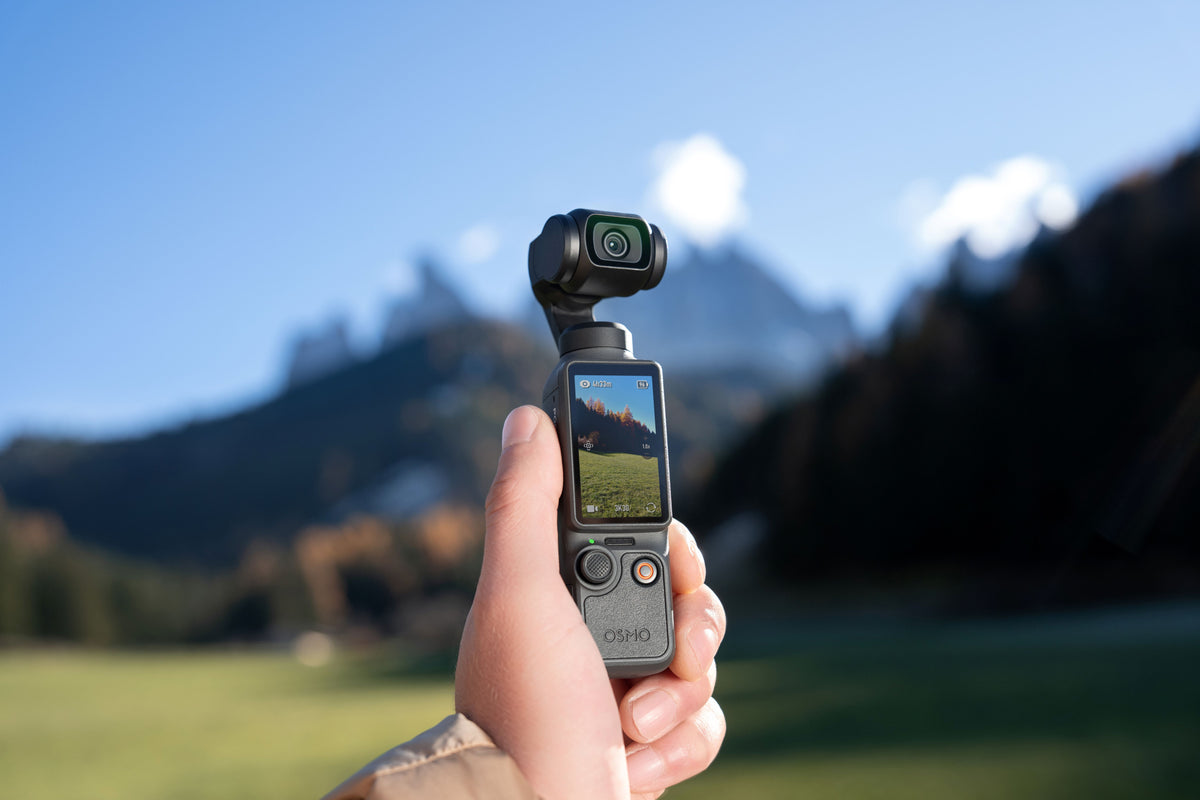 DJI Osmo Pocket 4 - Cámara de bolsillo para grabación de viajes, vlogs y contenido diario