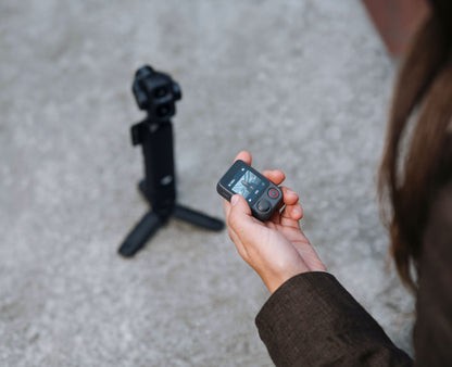 DJI Osmo Pocket 4 Pro - Cámara de bolsillo para grabación de viajes, vlogs y contenido diario