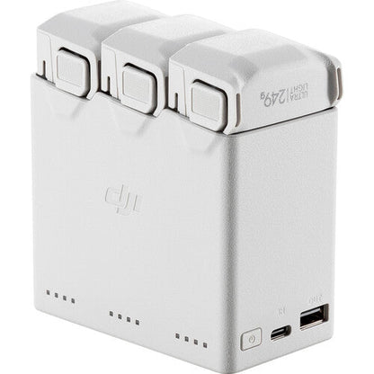DJI Mini 3 Pro Two-Way Charging Hub - En uso para cargar baterías